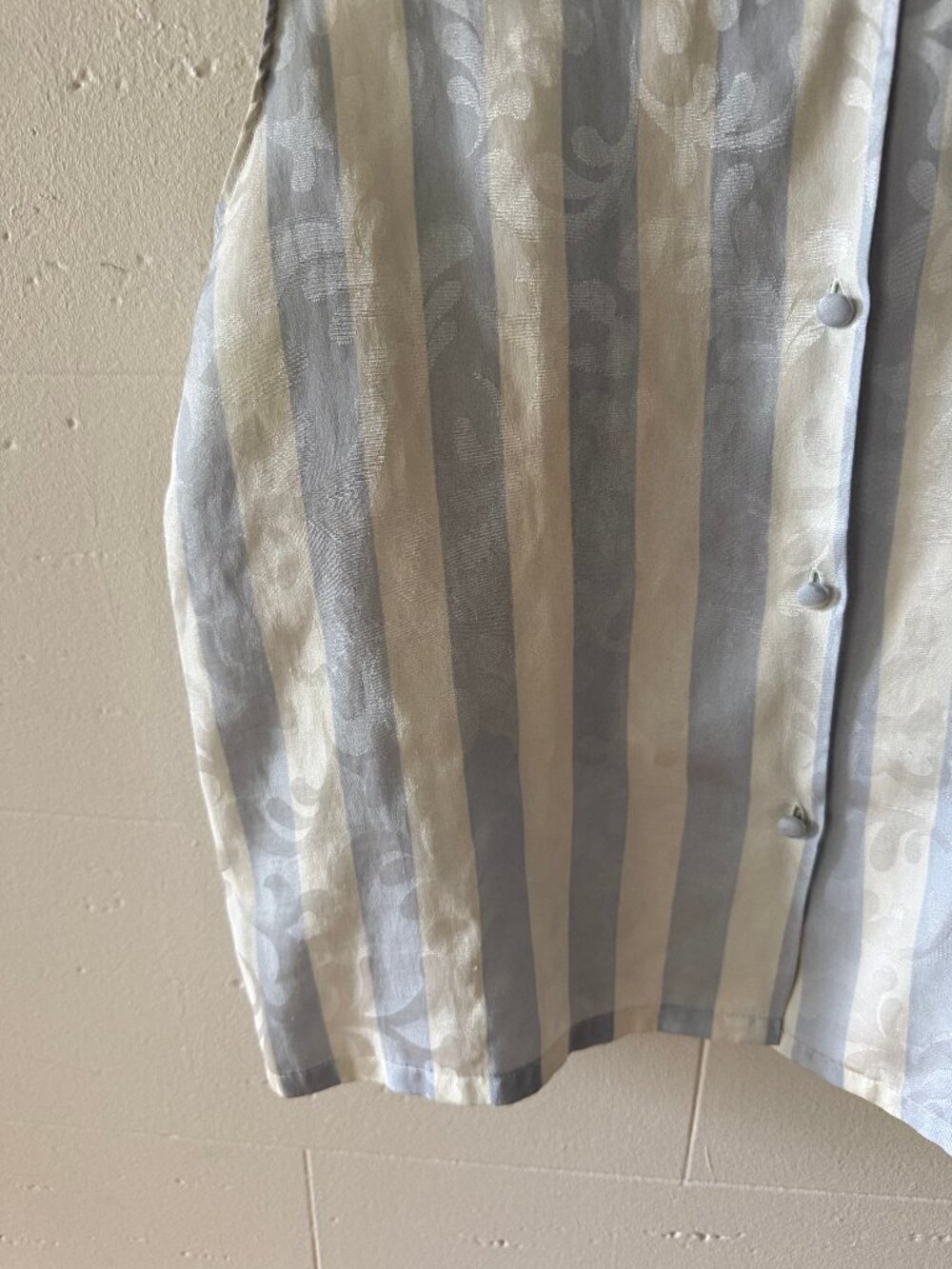 Vintage Satin Striped Pastel Vest | Large - Picture 3 of 8
